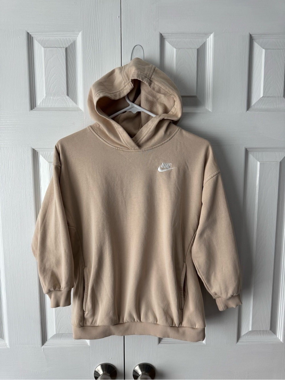Nike Cream Tan Beige Neutral Sweatshirt M Cotton Blend Embroidery Swoosh Graphic